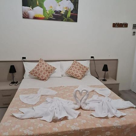 Hotel Bologna ريميني المظهر الخارجي الصورة