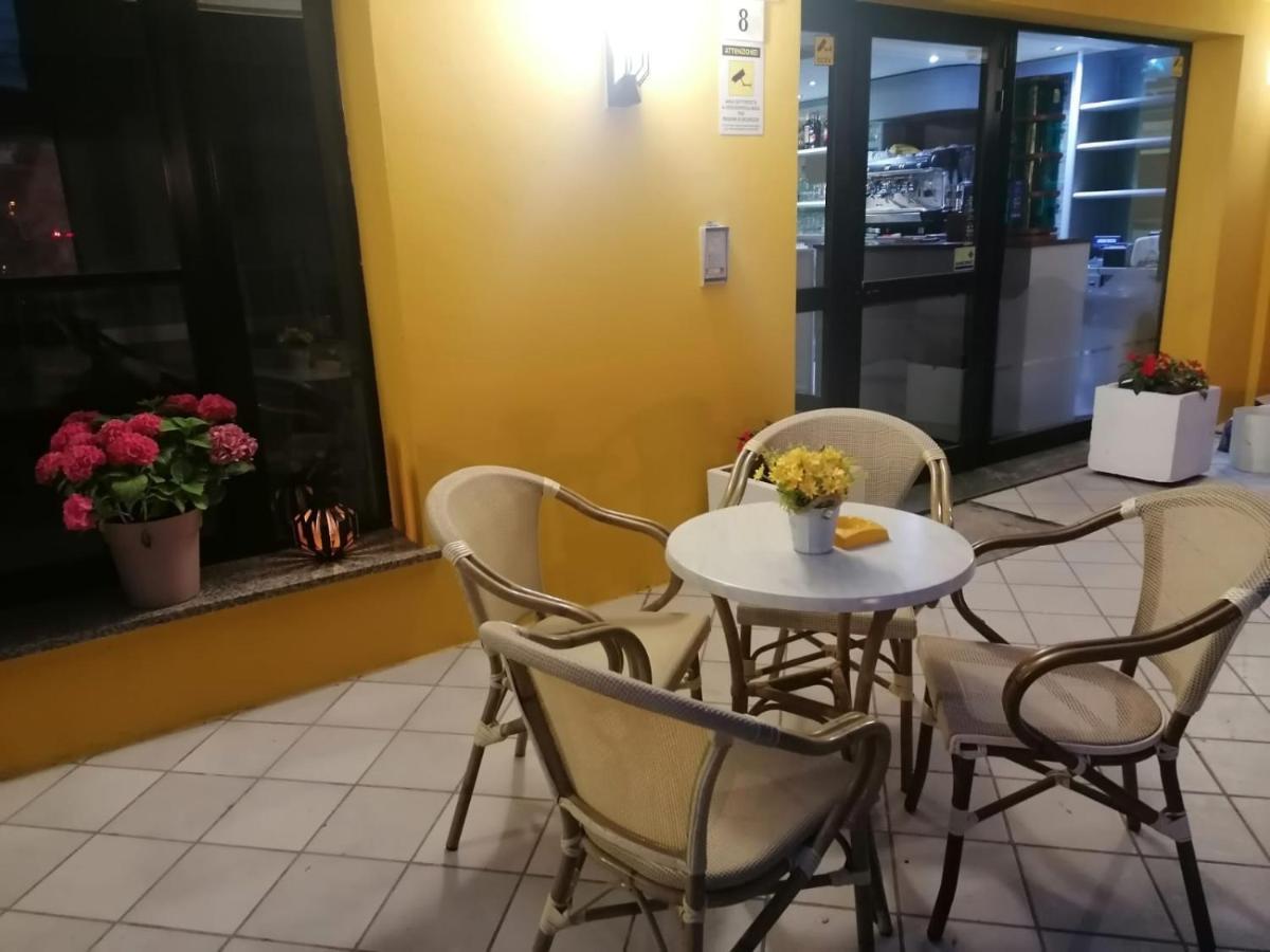 Hotel Bologna ريميني المظهر الخارجي الصورة