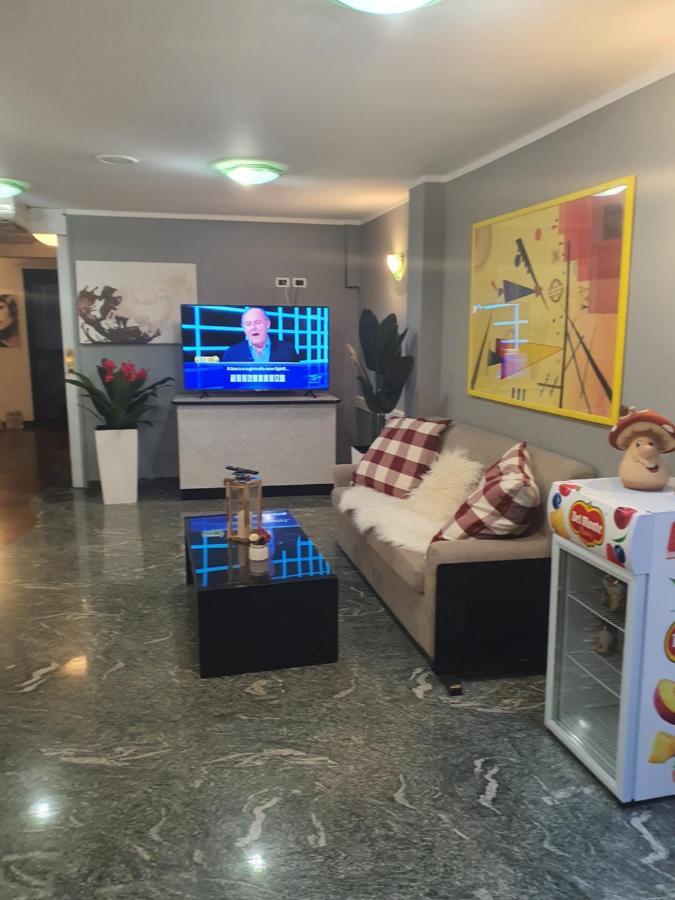 Hotel Bologna ريميني المظهر الخارجي الصورة