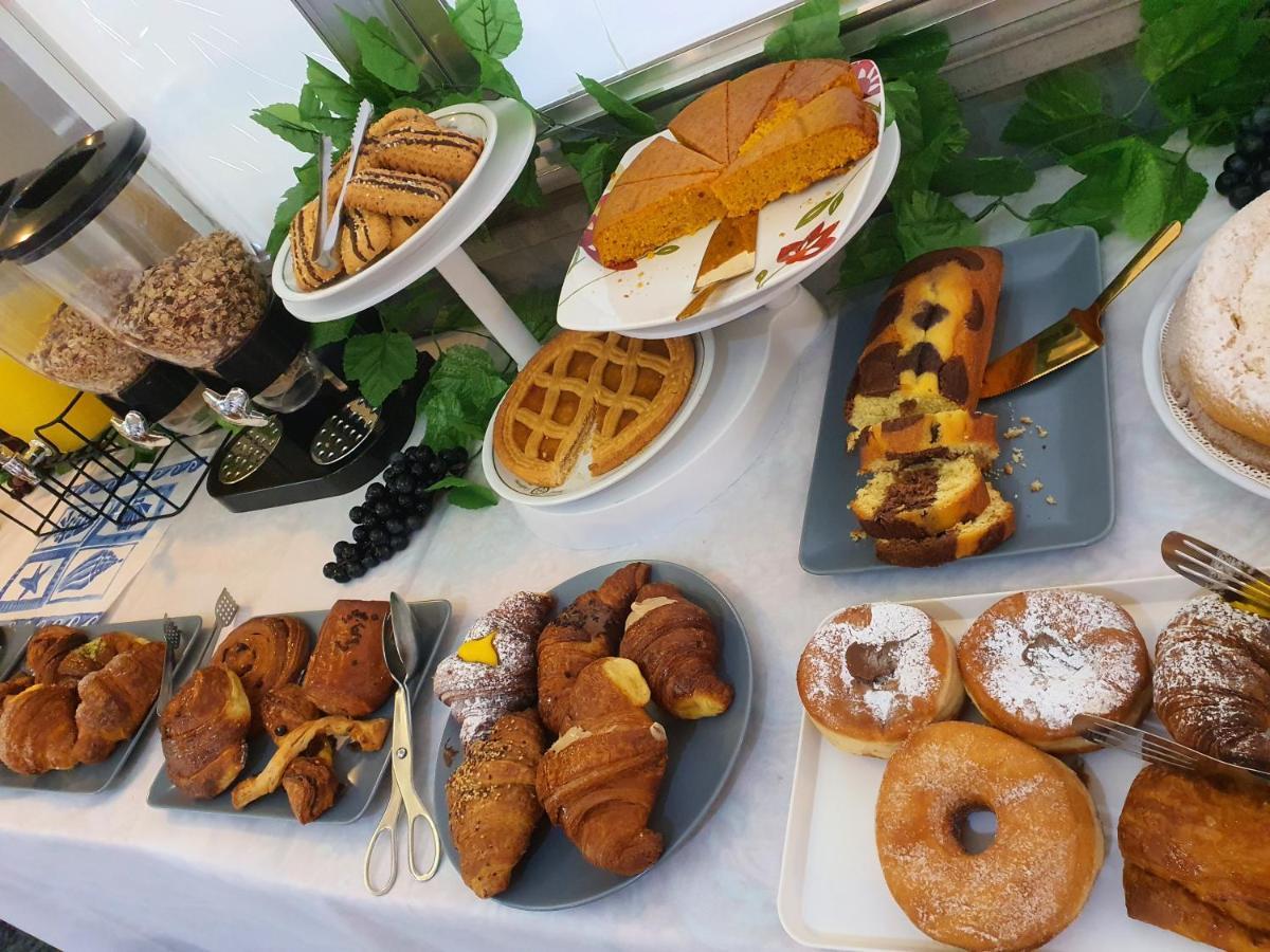 Hotel Bologna ريميني المظهر الخارجي الصورة